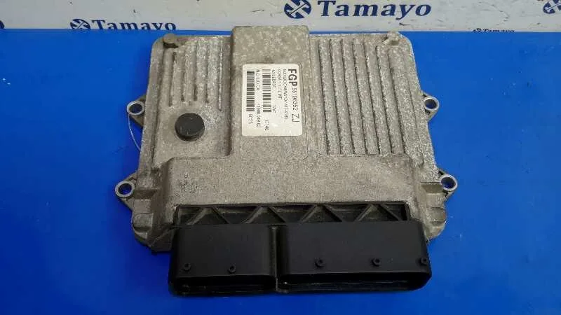 Centralita Motor Uce para Opel Corsa C