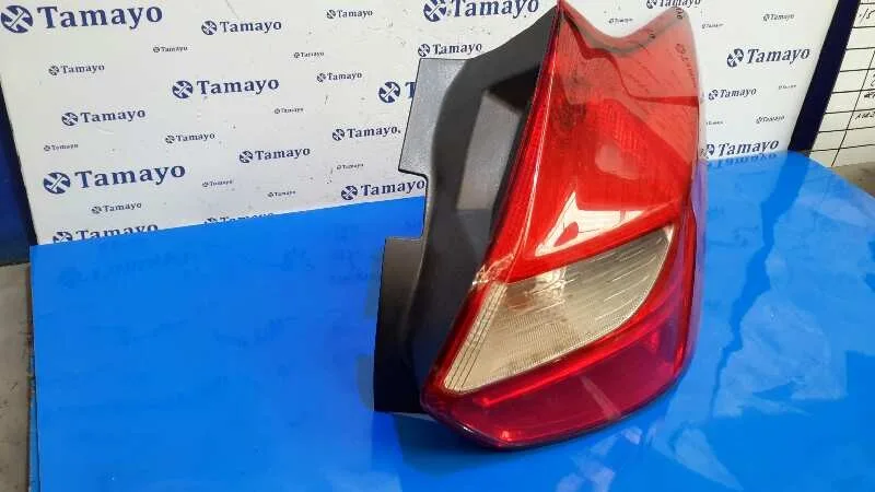 Piloto Trasero Derecho para Ford Focus Lim. (Cb8)