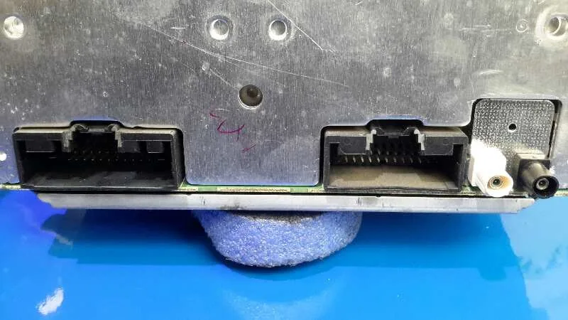 Sistema Audio / Radio Cd para Ford Focus Lim. (Cb8)