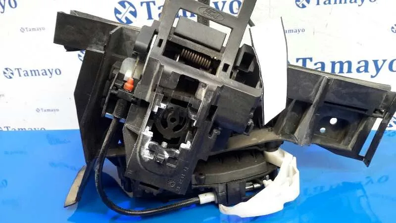 Cerradura Puerta Trasera Derecha para Ford Focus Lim. (Cb8)