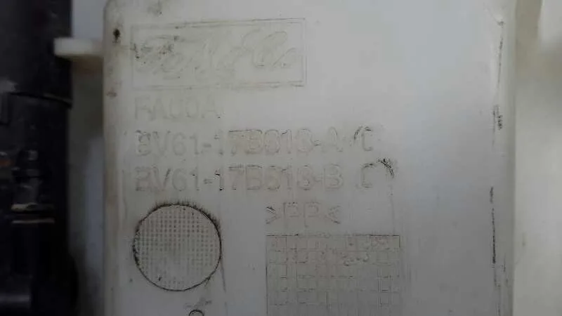 Deposito Limpia para Ford Focus Lim. (Cb8)