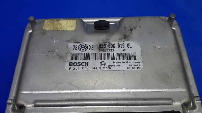 Centralita Motor Uce para Volkswagen Passat Berlina (3B3)