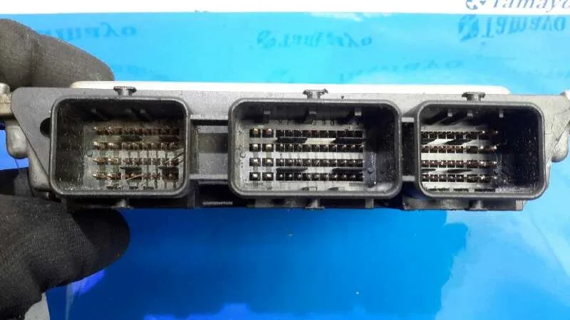 Centralita Motor Uce para Renault Megane Ii Berlina 5P