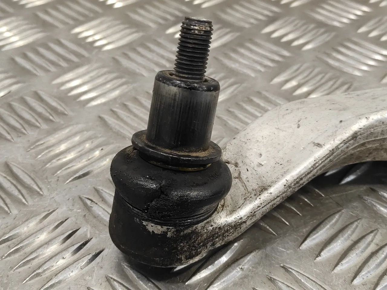 Brazo Suspension Inferior Delantero Derecho para Volkswagen Passat Berlina (3B3)