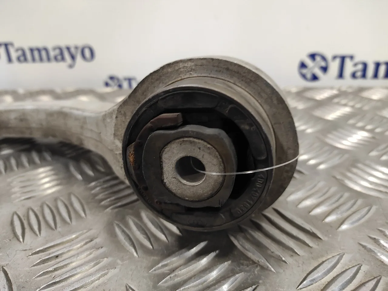 Brazo Suspension Inferior Delantero Derecho para Volkswagen Passat Berlina (3B3)