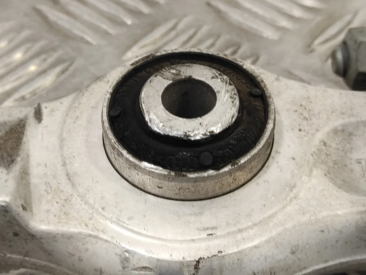 Brazo Suspension Inferior Delantero Izquierdo para Volkswagen Passat Berlina (3B3)
