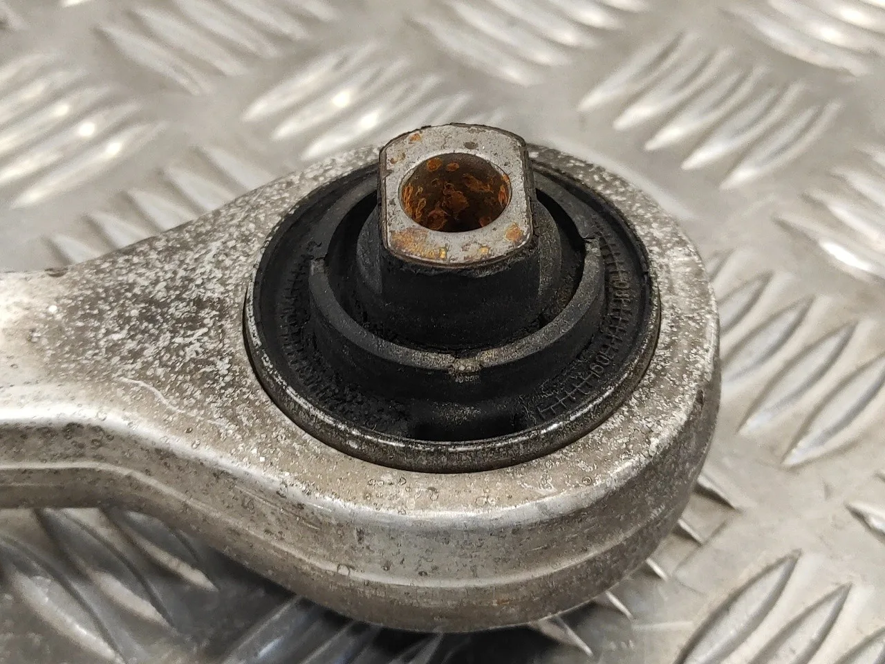 Brazo Suspension Inferior Delantero Izquierdo para Volkswagen Passat Berlina (3B3)