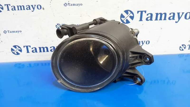 Faro Antiniebla Derecho para Audi A4 Avant (8E)