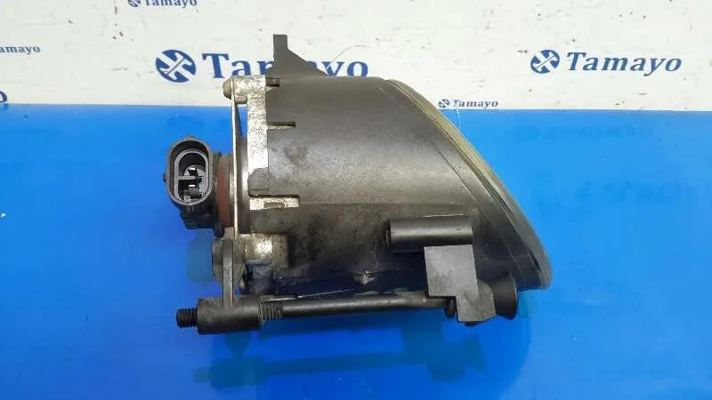 Faro Antiniebla Derecho para Audi A4 Avant (8E)