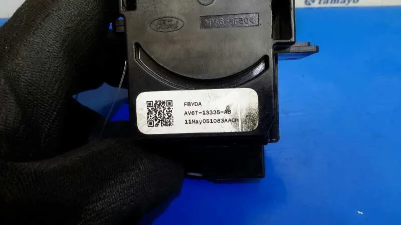 Mando Intermitentes para Ford Focus Lim. (Cb8)