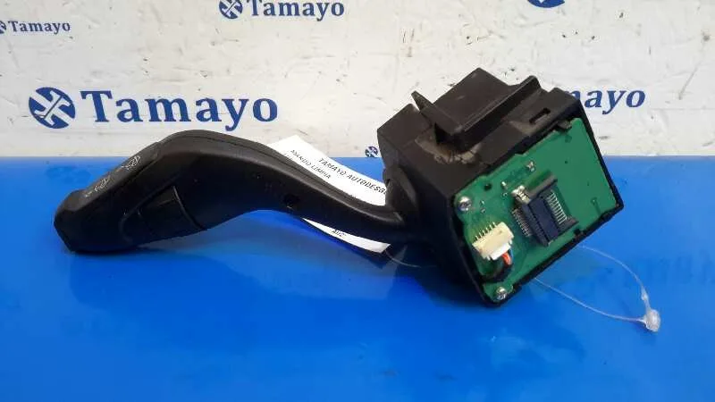 Mando Limpia para Ford Focus Lim. (Cb8)