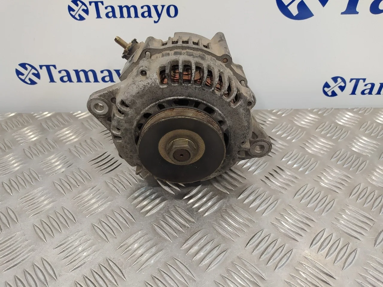 Alternador para Nissan Almera (N16/E)