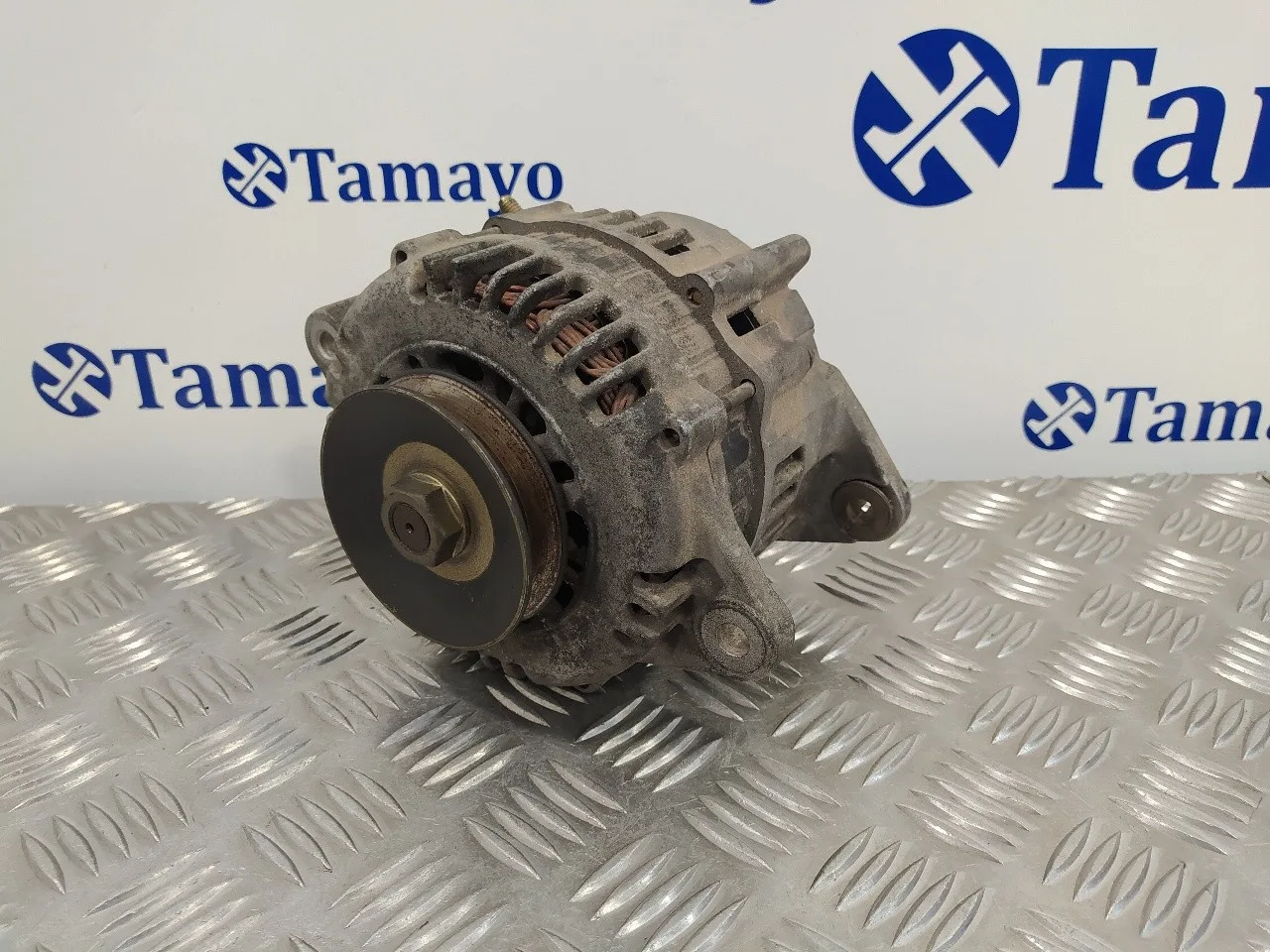 Alternador para Nissan Almera (N16/E)