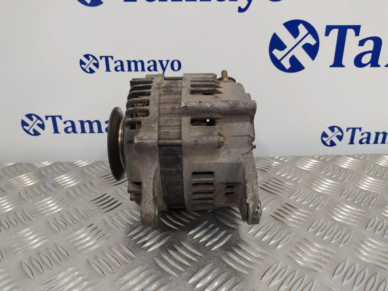 Alternador para Nissan Almera (N16/E)