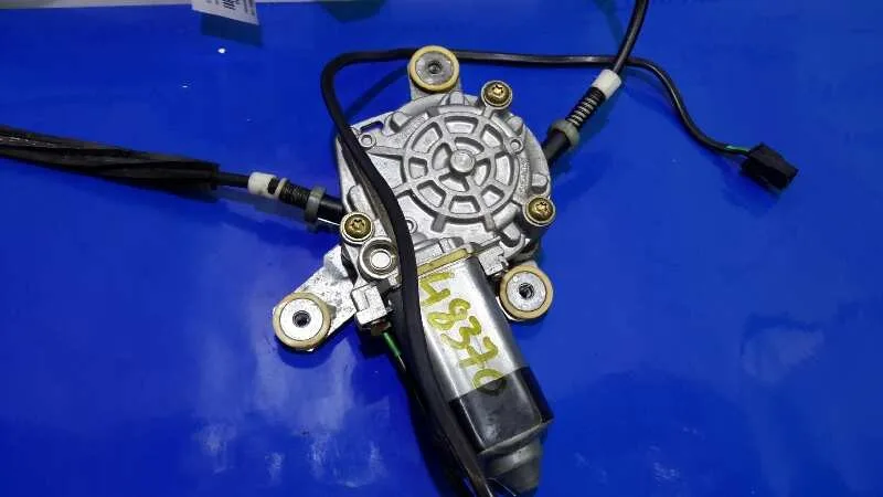 Elevalunas Delantero Derecho para Audi 100 Berlina (C4)