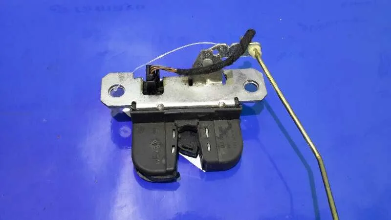 Cerradura Maletero / Porton para Seat Ibiza (6L1)