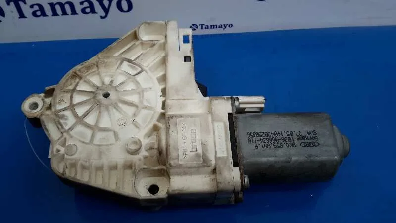 Motor Elevalunas Delantero Izquierdo para Audi A4 Avant (8W5)