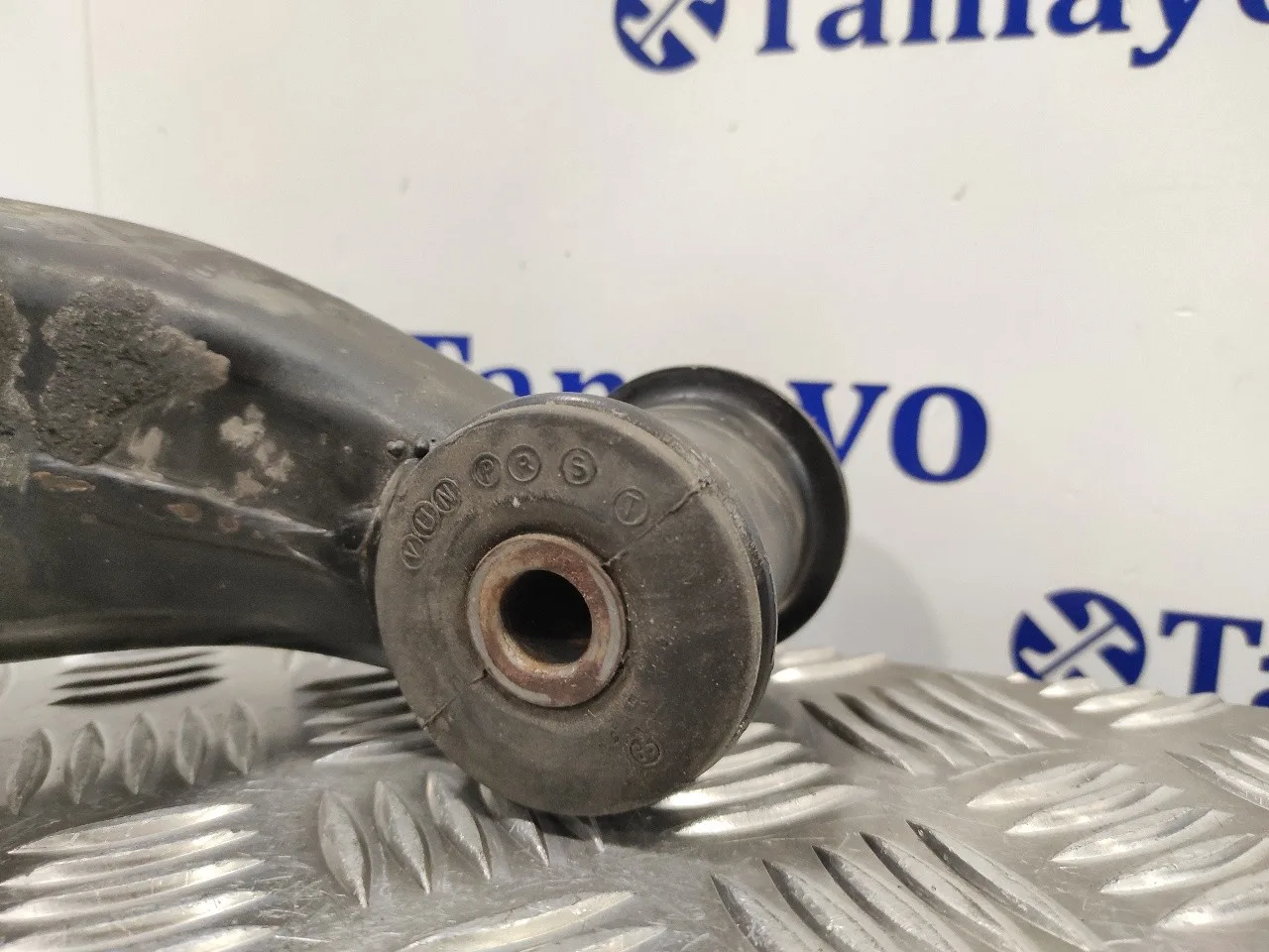 Brazo Suspension Inferior Delantero Derecho para Volkswagen Lt Caja Abierta (Mod. 1997)