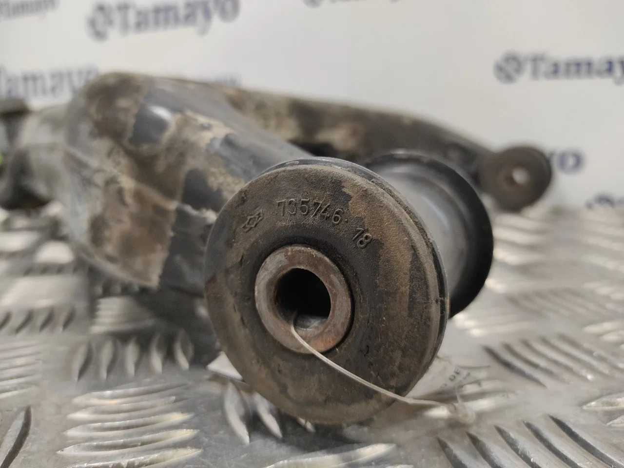 Brazo Suspension Inferior Delantero Derecho para Volkswagen Lt Caja Abierta (Mod. 1997)