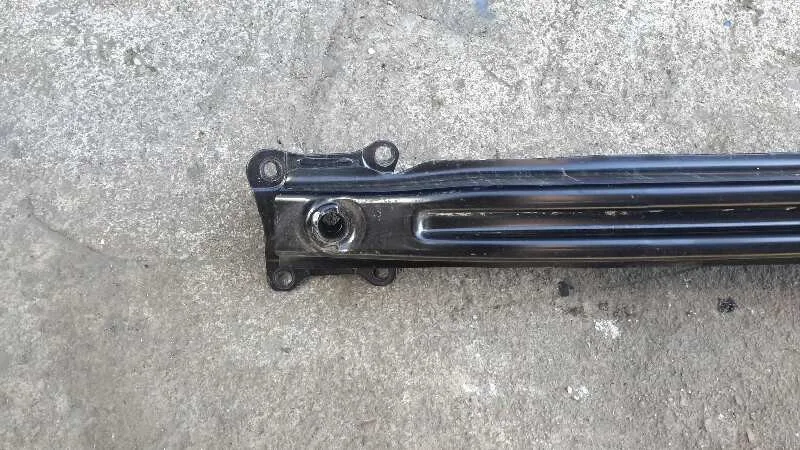 Refuerzo Paragolpes Trasero para Seat Leon (1P1)