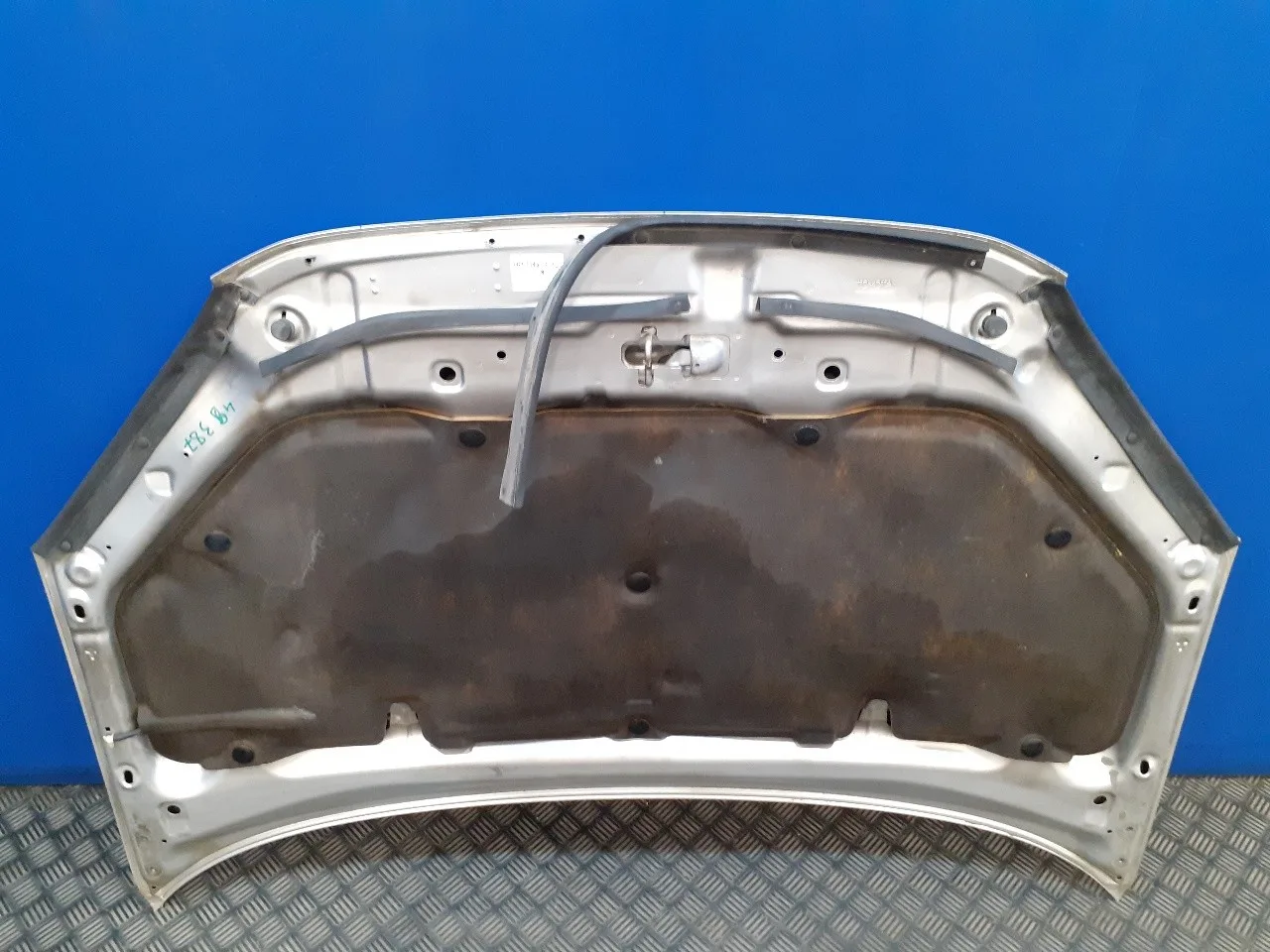 Capot para Toyota Rav 4 (A2)