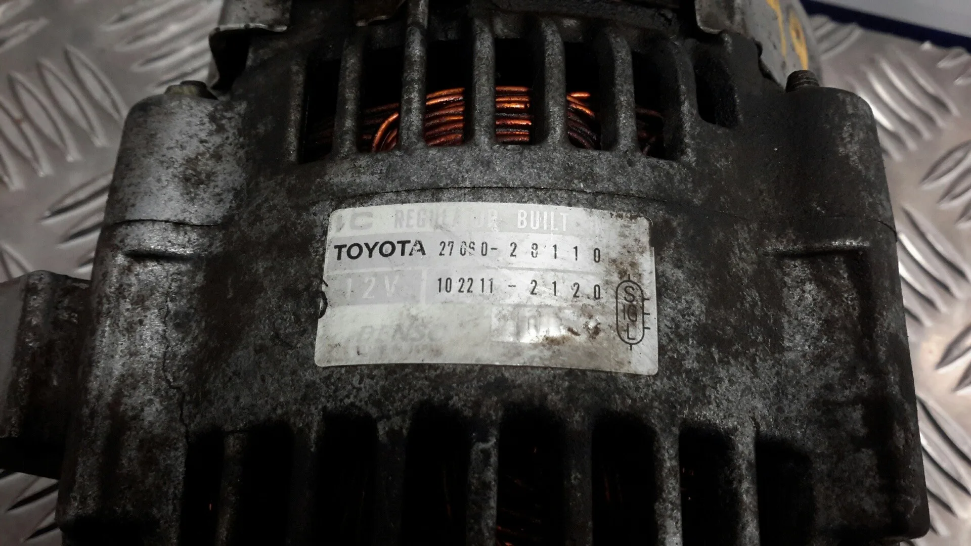 Alternador para Toyota Rav 4 (A2)