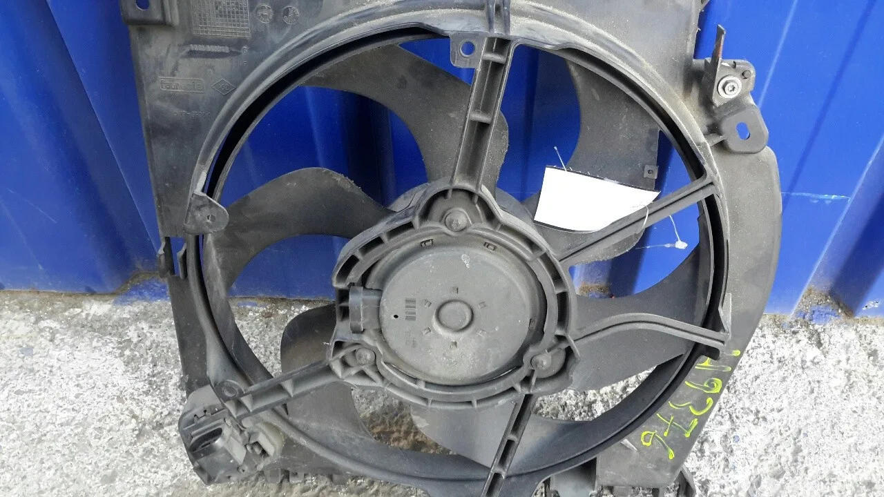Electroventilador para Nissan Note (E11E)