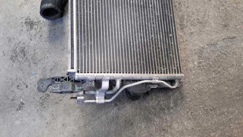 Condensador / Radiador Aire Acondicionado para Hyundai Sonata (Nf)