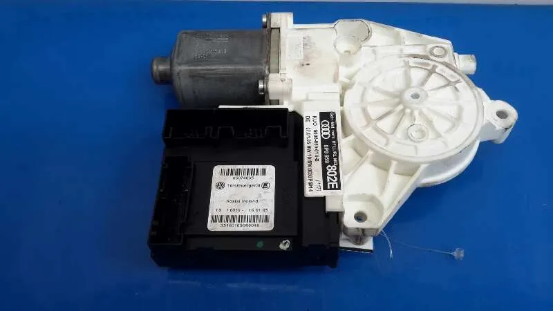 Motor Elevalunas Delantero Derecho para Audi A3 (8P)