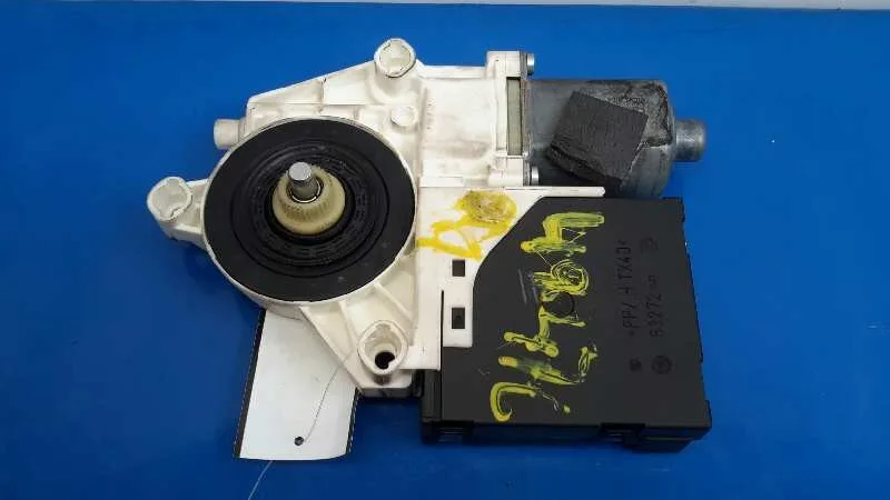 Motor Elevalunas Delantero Derecho para Audi A3 (8P)