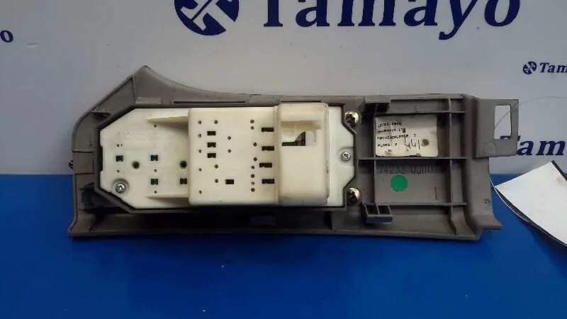 Mando Elevalunas Delantero Izquierdo para Toyota Yaris (Ksp9/Scp9/Nlp9)