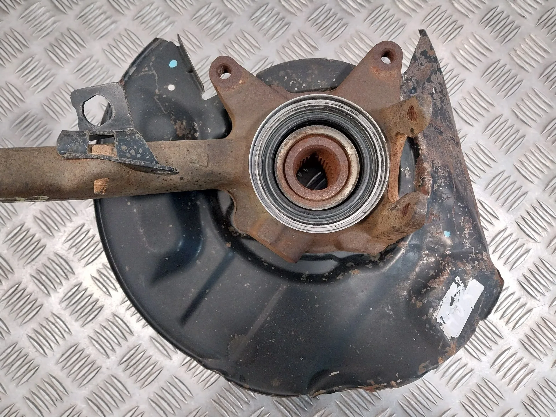 Mangueta Delantera Izquierda para Toyota Land Cruiser (J9)
