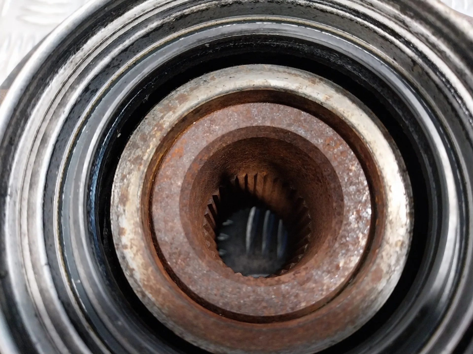 Mangueta Delantera Izquierda para Toyota Land Cruiser (J9)