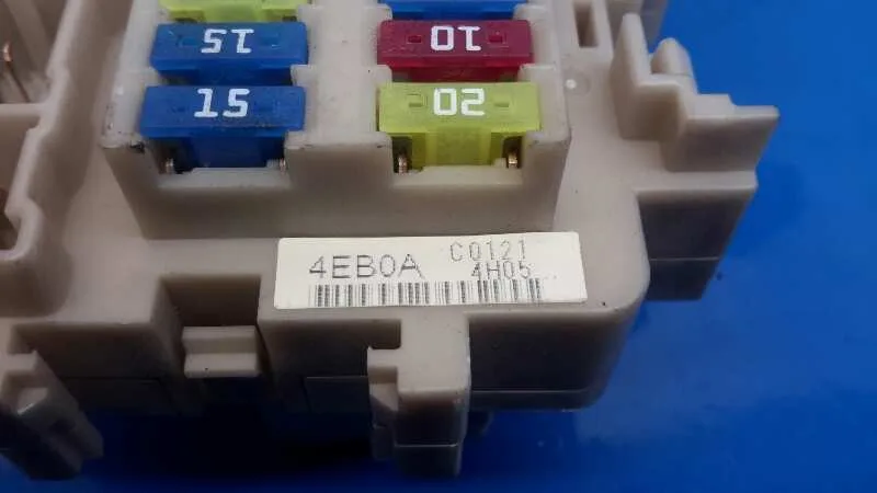 Caja Reles / Fusibles para Nissan Qashqai (J11)
