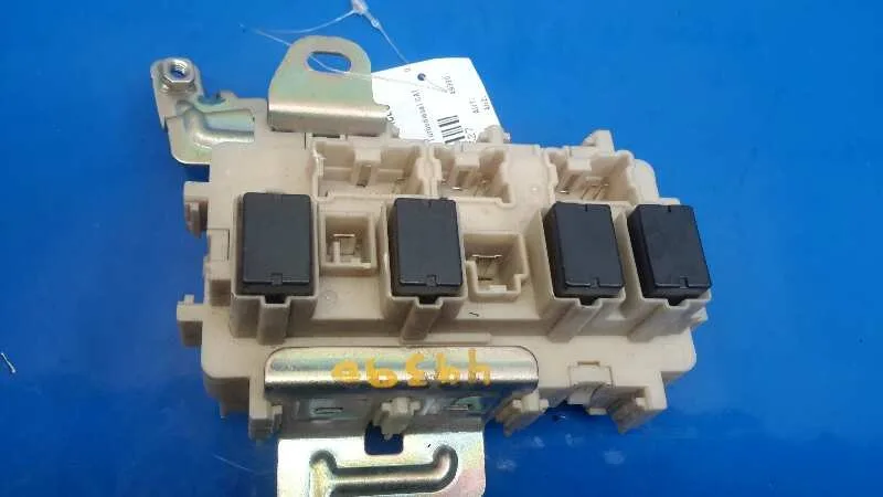 Caja Reles / Fusibles para Nissan Qashqai (J11)