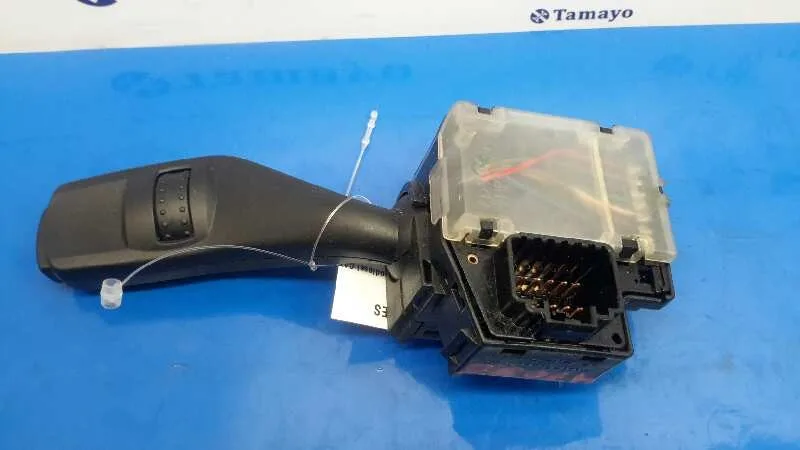 Mando Limpia para Ford Focus Berlina (Cap)