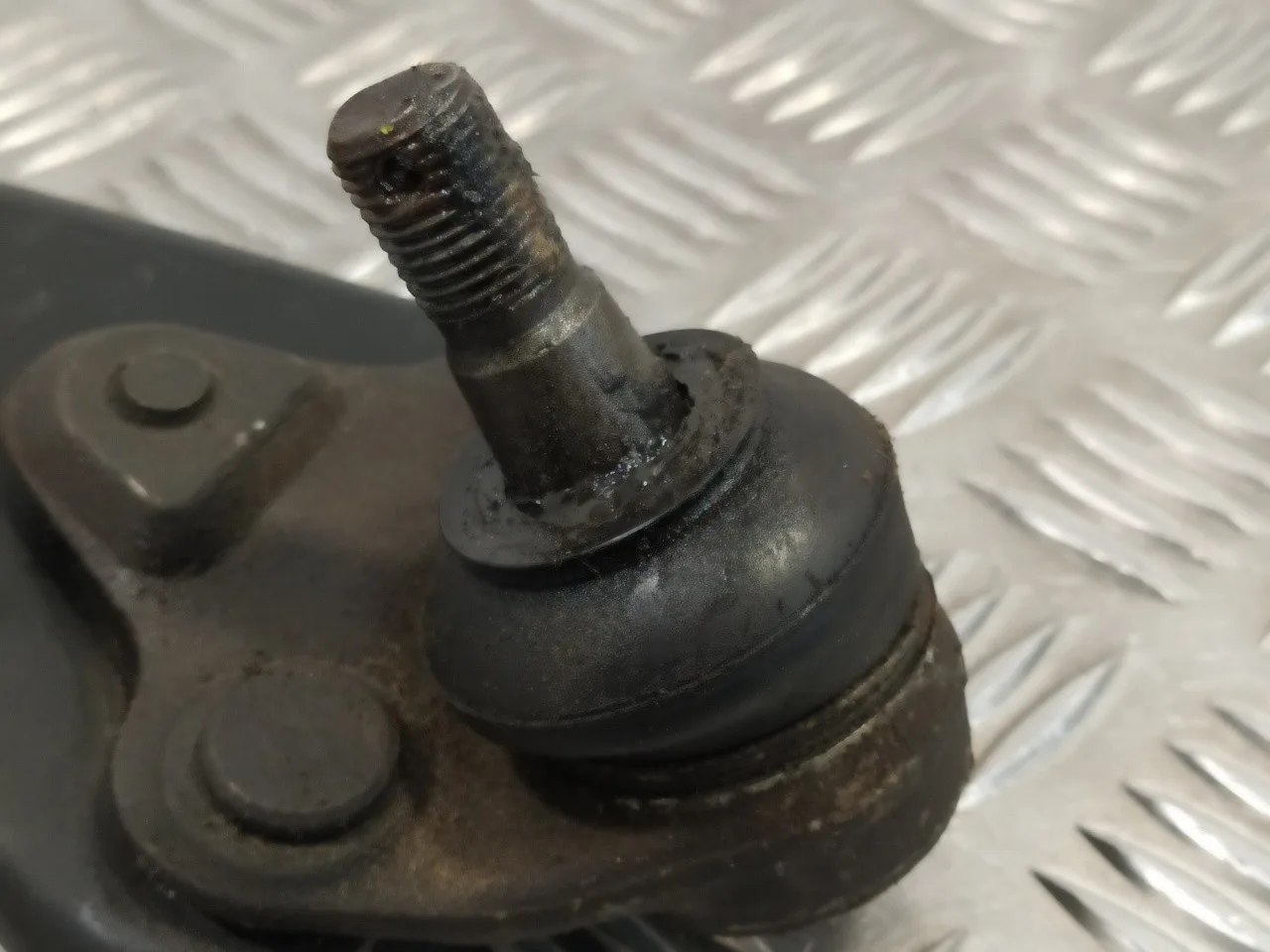 Brazo Suspension Inferior Delantero Derecho para Toyota Rav 4 (A2)