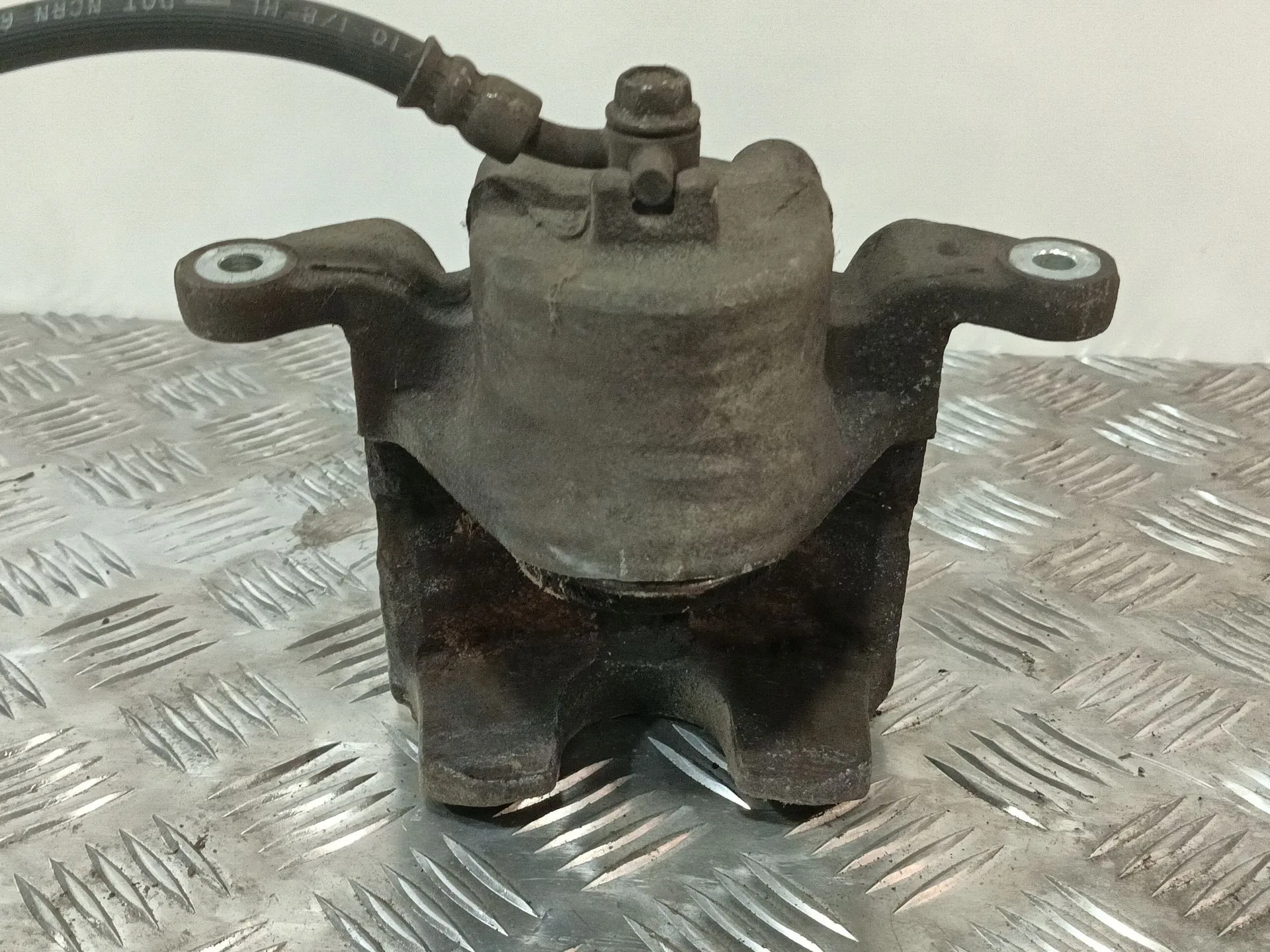 Pinza Freno Delantera Izquierda para Nissan Juke (F15)