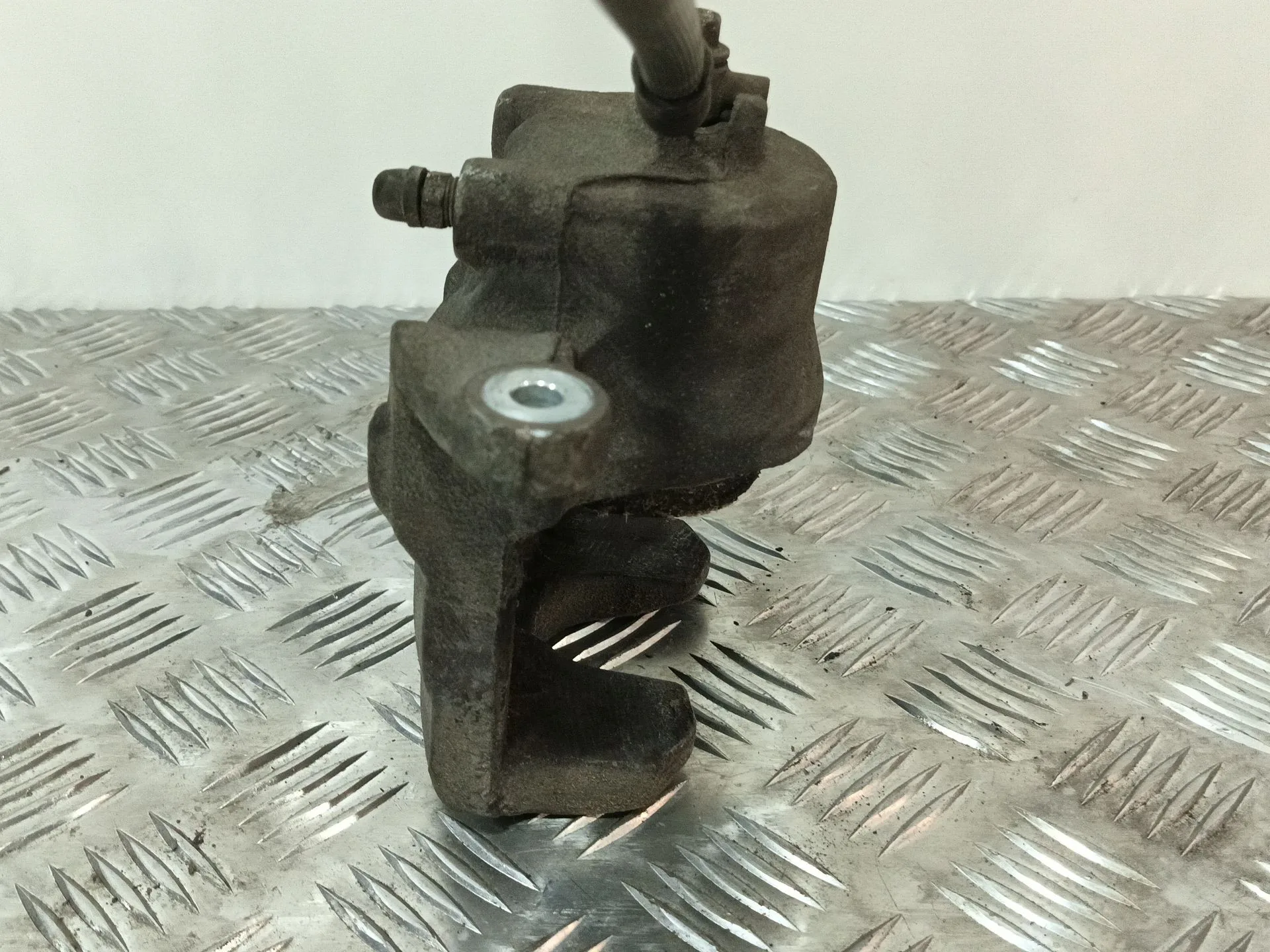 Pinza Freno Delantera Izquierda para Nissan Juke (F15)