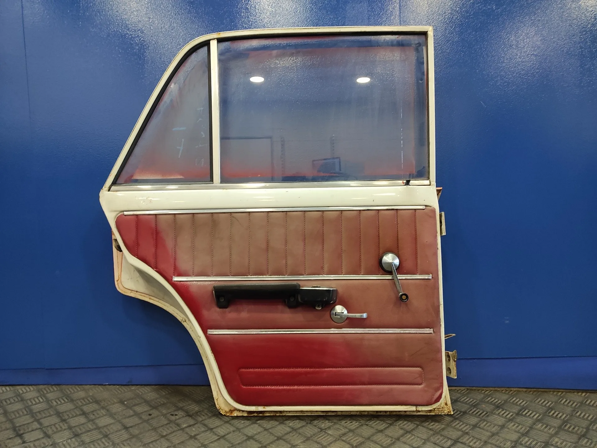 Puerta Trasera Izquierda para Seat 124 1430