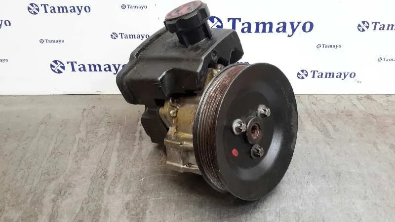 Bomba Direccion para Mercedes-Benz Sprinter 02.00 -> Caja Cerrada