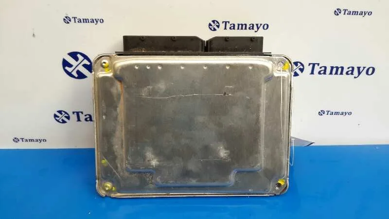 Centralita Motor Uce para Audi A4 Avant (8E)