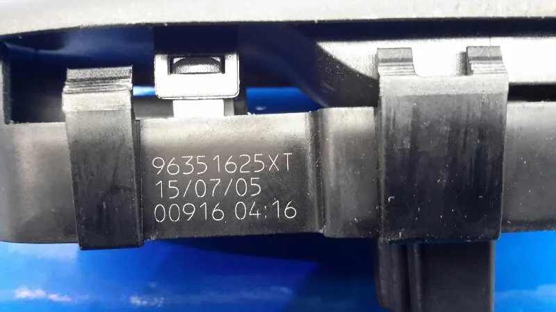 Mando Elevalunas Delantero Derecho para Peugeot 307 (S1)