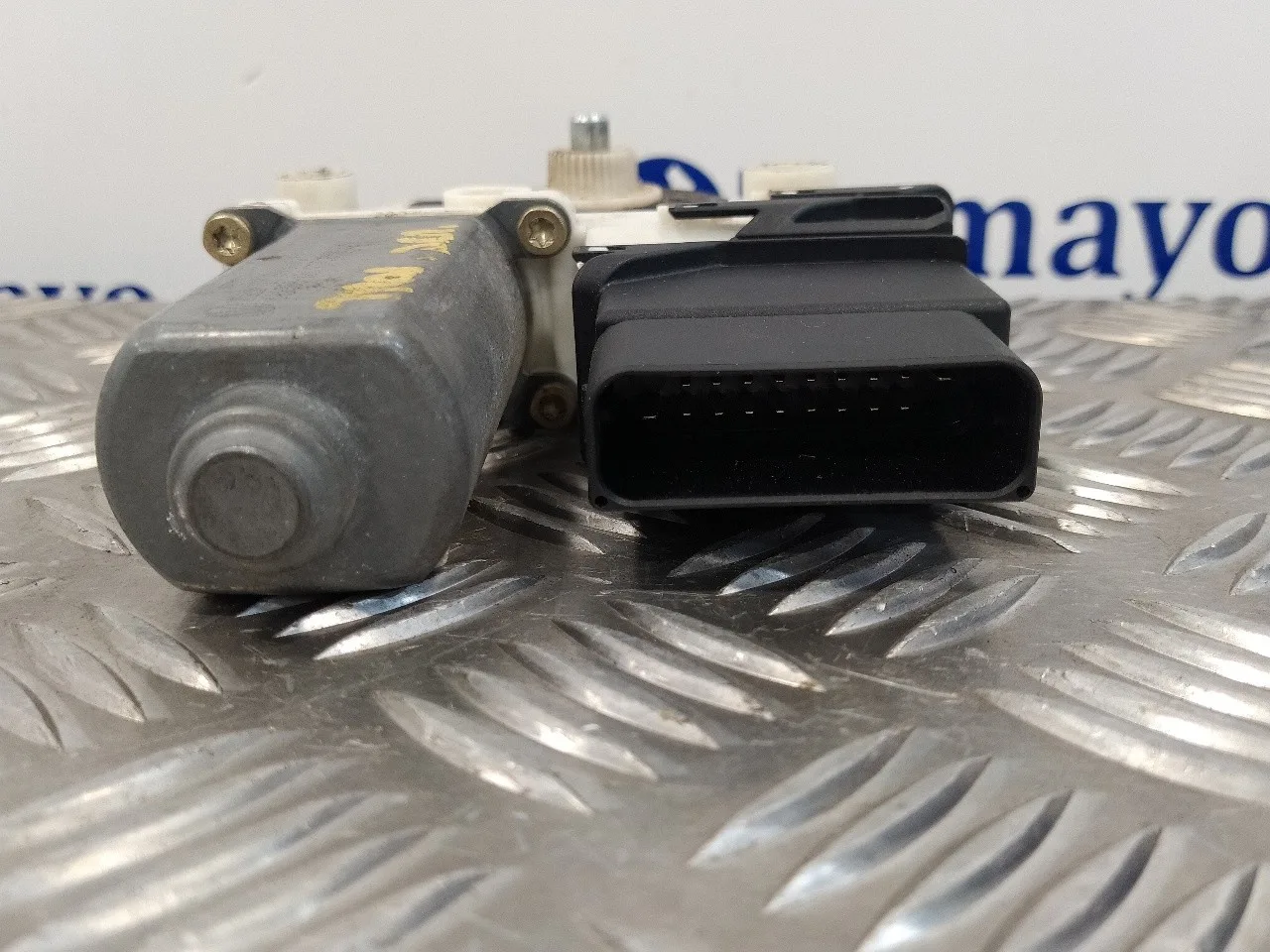 Motor Elevalunas Trasero Derecho para Volkswagen Golf Iv Berlina (1J1)
