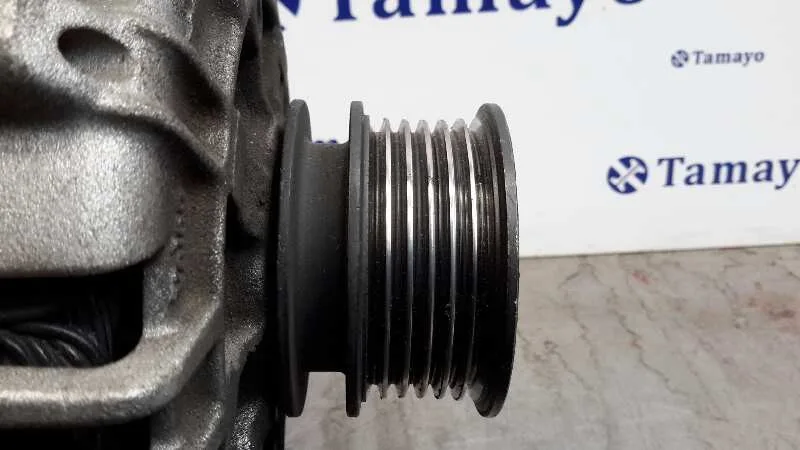 Alternador para Audi A4 Avant (8E)