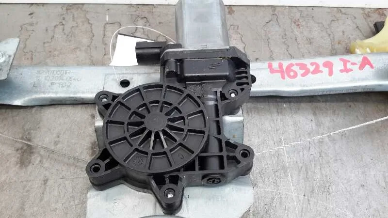 Elevalunas Trasero Izquierdo para Renault Clio Iv