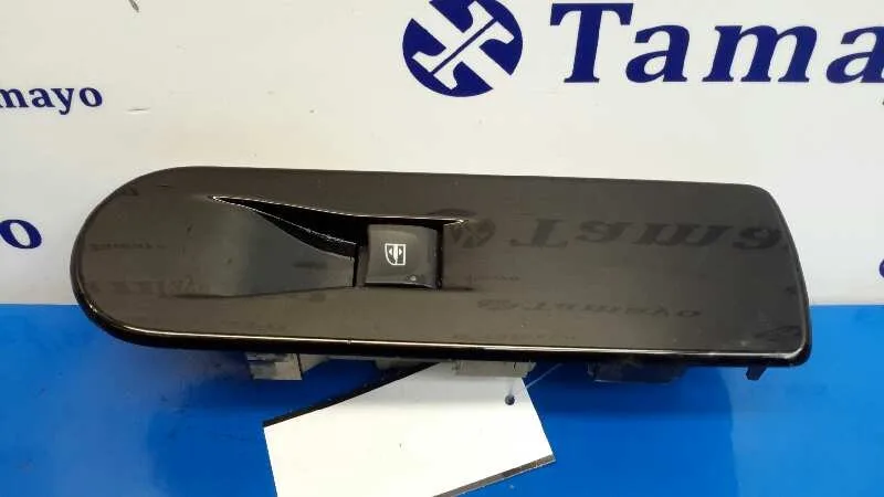 Mando Elevalunas Delantero Derecho para Renault Clio Iv