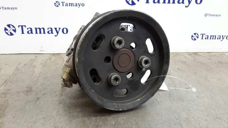 Bomba Direccion para Volkswagen Passat Berlina (3B3)