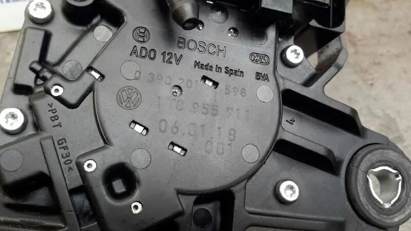 Motor Limpia Trasero para Volkswagen Touran (1T1)