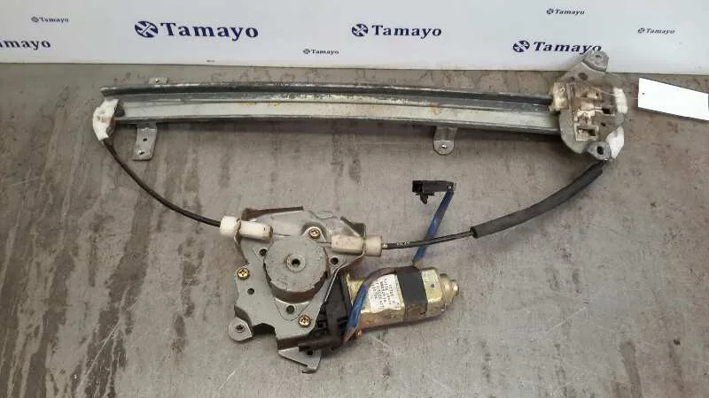 Elevalunas Delantero Derecho para Nissan Pick-Up (D22)